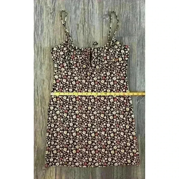 Forever 21 Front Tie Dress Juniors XL Sleeveless Sundress Black Yellow Floral - Picture 8 of 9